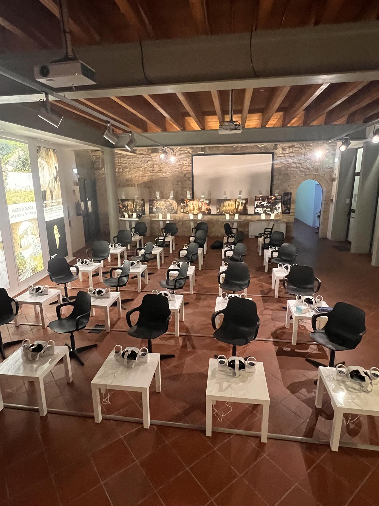 LABORATORIO REALTÀ VIRTUALE
