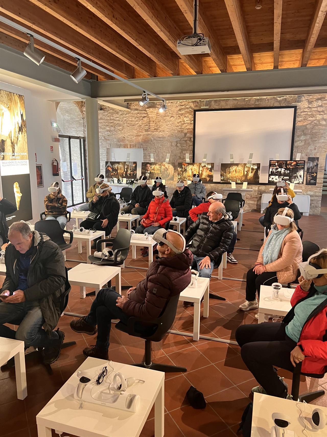 LABORATORIO REALTÀ VIRTUALE